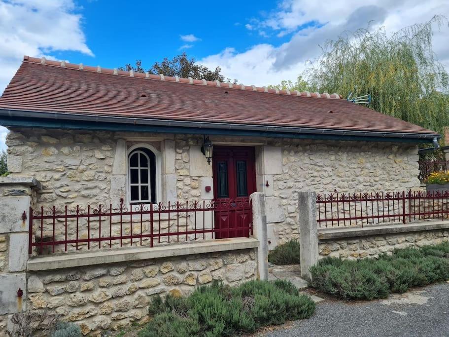 Petit Gite 18 Eme Tout Confort Saint-Germain-des-Fosses Luaran gambar